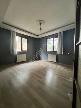 AVCILAR GÜMÜŞPALA MAHALLESİ 2+1 KİRALIK BAHÇE KAT DAİRE