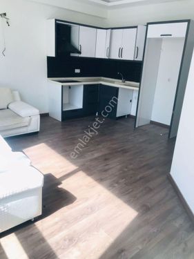 BOŞ KİRALIK 1+1 KUŞADASI CUMHURİYET MERKEZDE YENİ DAİRE