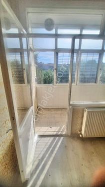 AKŞENDEN FATİH MEVLANAKAPIDA 95 M2 2+1 1. KAT TEMİZ KİRALIK DAİRE