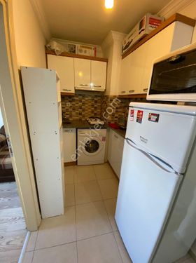 MERKEZDE ANA CADDEDE 2+1 SATILIK EN ÜST KAT APART DAİRE 