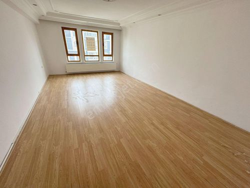  ESERTEPE MAHALLESİ MERKEZ DE PARK YANI BOŞ KİRALIK 3+1 DAİRE