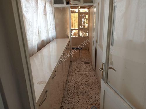 Cengiz Topel Mahallesi besleyici Apartmanı 6 kat full eşyalı 15.000