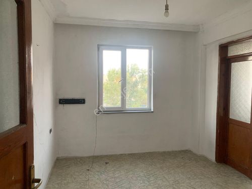 KARACABEY ŞİRİNEVLERDE SATILIK ARA KAT DAİRE