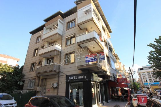  Buca İnklap Mahallesi İzbana ve Şirinyer Pazar Yerine Yakın 2+1 Tadilatlı Kiralık Daire