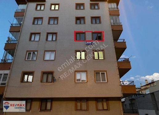 RE/MAX CENTRAL'DAN MEVLANA'DA 3+1 GENİŞ DAİRE