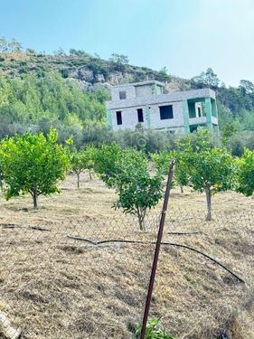 MERSİN MERKEZE 20 DAKİKA DENİZ DOĞA MANZARALI VİLLALIK ARSA