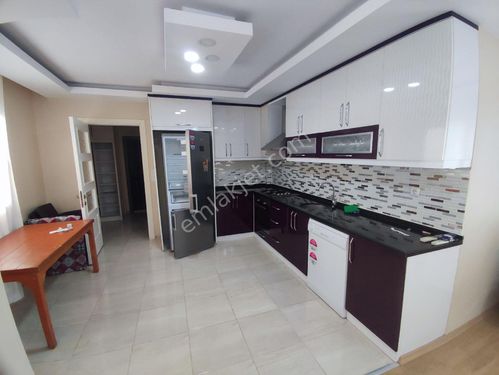 KARATAŞ'IN MERKEZİNDE SATILIK 3+1LUX TERASLI DAİRE