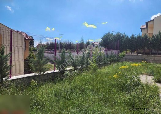 Hacılar Mahallesi Zümrüttepe Evleri Sitesi 5+1 Natamam Villa