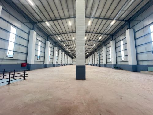  Dilovasın'da 5800 m2+1200 Kwa+2 Adet 10+5 Tonluk Vinçli Fabrika