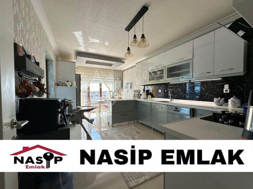  NASİP EMLAK'TAN TERAS BALKONLU E. BANYOLU 6. KAT ULTA LÜKS SİTEDE 4+1 