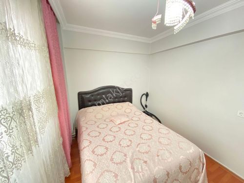 BUCA YILDIZ MAHALLESINDE SATILIK 70 M2 ARAKAT 2+1 BAKIMLI DAİRE