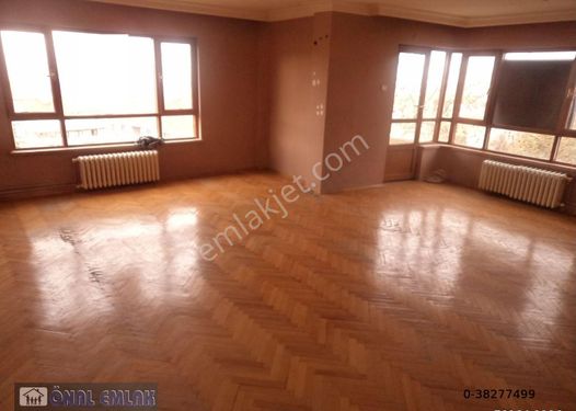 ÖNALDAN ANKARA ÇANKAYA SOKULLU CADDESİ ÜZERİ 4+1 MANZARALI DAİRE