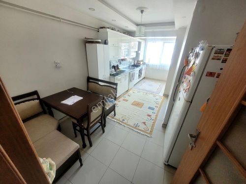 KARTAL ATALAR DA ÇOK GÜZEL GENİŞ KULLANIŞLI FERAH DAİRE 