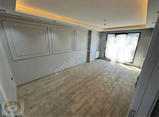 PUSULA İNŞAAAN CEBECİ MAH 100 M2 2+1 ARA KATI DAİRE