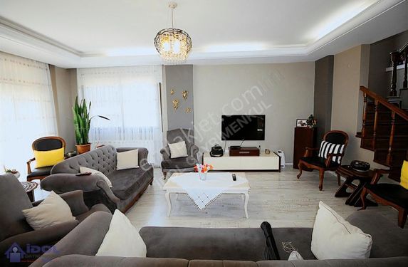 İdol'den Doğanın İçinde Full Eşyalı D.gazlı Triplex 5+1 Villa