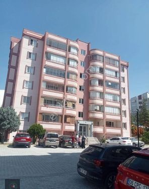 YENİ BATI MAH AKASYA EVLERİ SİTESİNDE SATILIK 3+1 KOMBİLİ 3 KAT ASANSOR OTOPARLI DAİRE