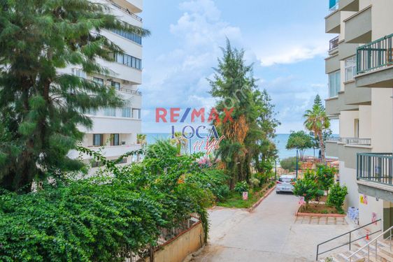 REMAX LOCA'DAN SOLİ SİTESİNDE GENİŞ TERASLI BAĞIMSIZ MUTFAK 3+1