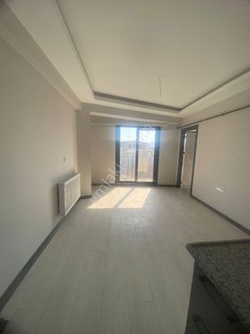 ACİLL BUCA DİCLE MAH.DE IŞIKLIPARK PARK YAKINI 1+1 50M2 ASANSÖRLÜ ARAKAT SIFIR SATILIK DAİRE