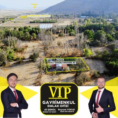 Vip Gayrimenkul'den Özdemir Mah. 868m² Bahçeli Müstakil Ev