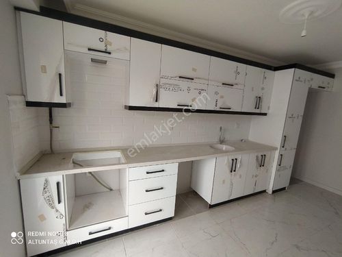 ALTUNTAŞ'TAN YARIMCA ATALAR MAHALLESİNDE 3+1 SIFIR KİRALIK DAİRE 