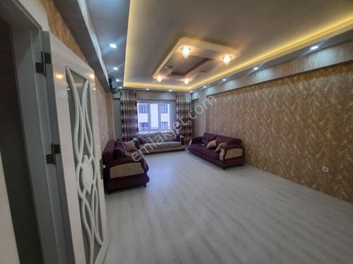 ŞAHİNTEPE DE SATILIK 3+1 LÜKS DAİRE 