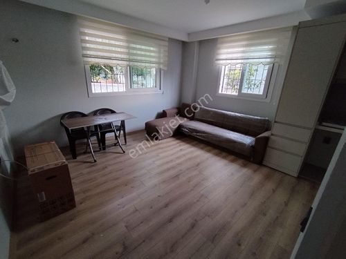 ÜNİVERSİTE CADDESİ ÇİFTLİKKÖY SIFIR EŞYALI 1+1 DAİRE