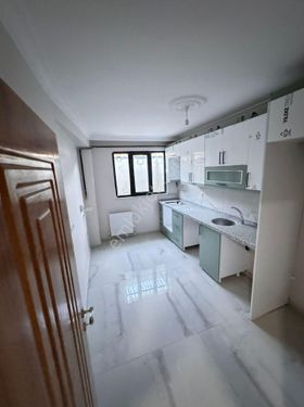 ARNAVUTKÖY KİRALIK 2+1 BAHÇE KATI DAİRE