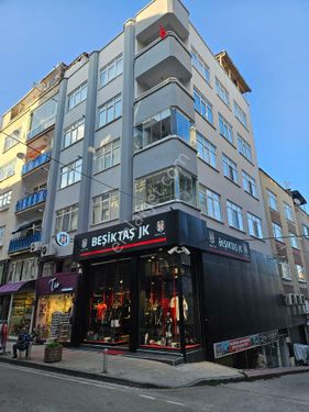 MİA'DAN İLKADIM GAZİ CADDESİ'NDE KİRALIK 3+1