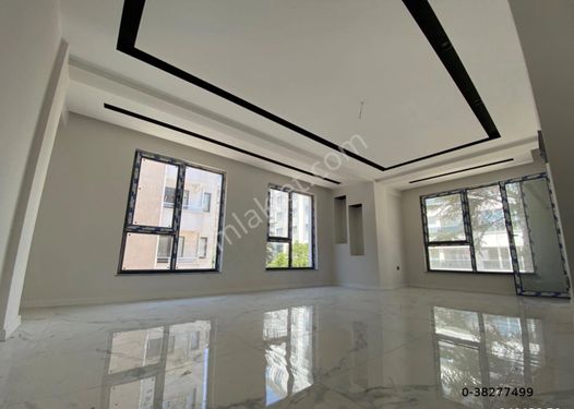 ASLANLAR GAYRİMENKUL'DEN ATATÜRK BULVARINDA 3+1 140m2 LÜKS DAİRE