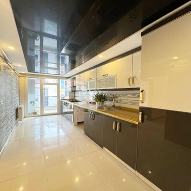   METROBÜSE YAKIN BUTİK SİTE İÇERİSİNDE LÜX SATILIK DAİRE