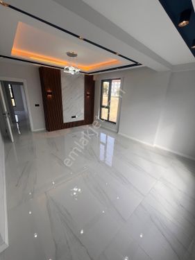 ÇAMLICA MAHALLESİ ÖZEL GARAJLI ULTRA LÜKS 3+1 SATILIK DAİRE