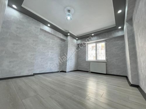  KEÇİÖREN KARTALTEPE CADDESİ ÜZERİ 2+1 GİRİŞ KAT FUL YAPILI DAİRE