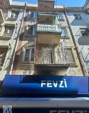 ŞEHİRİN MERKEZİ ÇANAK OTEL SOKAĞINDA 4 KATLI KOMPLE BİNA