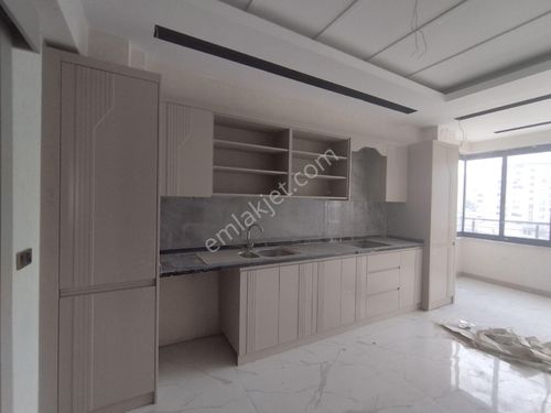 SEYRANTEPE'DE 2.5+1 ULTRA LÜKS ALTTAN ISITMALI SATLIK DAİRE