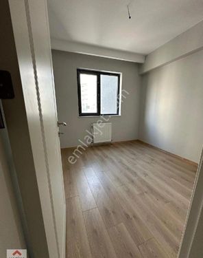 TÜRKÖZÜNDE 5 SENELİK SİTEDE 8.KATTA 4+1 170 m² SATILIK FIRSAT DAİRE !!!!