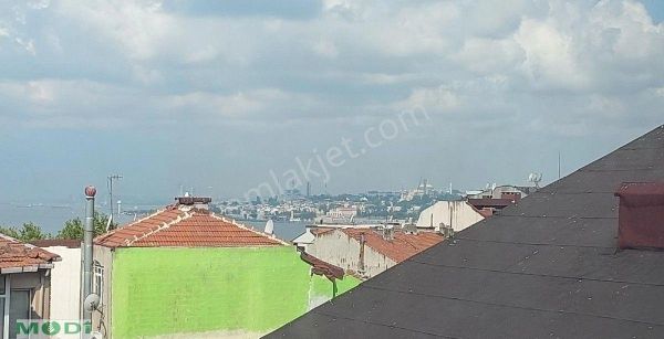 Selimiye kiralık 3+1 kombili daire 4.kat