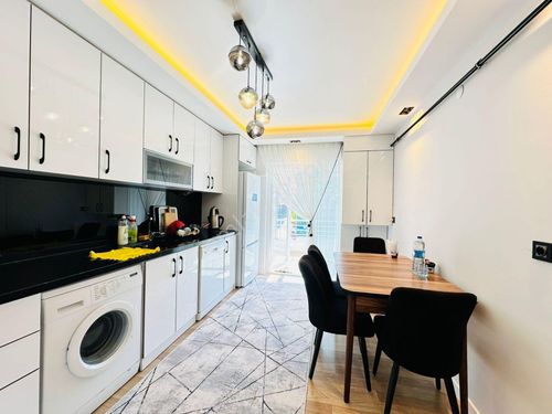  BAKIRHAN EMLAK'TAN SİTE İÇERİSİNDE 150m2 FULL YAPILI MASRAFSIZ EBEVEYN BANYOLU 3+1 SATILIK DAİRE