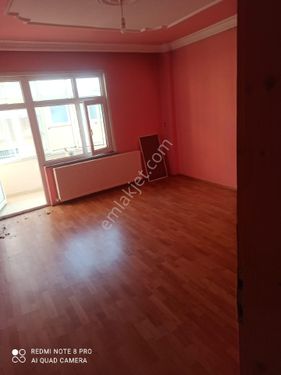 ARNAVUTKÖY ÇARDAKTEPE'DE KİRALIK 1+1 DAİRE