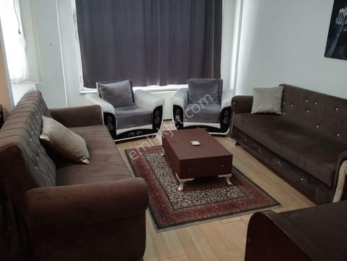  AKDENİZ CADDESİNE YAKIN 90 M² Y.GİRİŞ 2+1 KOMBİLİ, KLİMALI, EŞYALI DAİRE