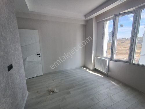 Kiralık 2+1 Daire 