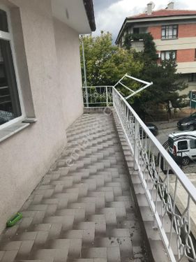 TUZLUÇAYIR'DA OKULA METROYA YAKIN MERKEZİ KİRALIK DAİRE