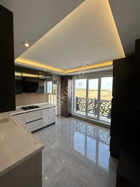  BAĞLUMDA CADDEYE PARALEL GENİŞ 3+1 GÜNEY CEPHE SIFIR SATILIK DAİRE