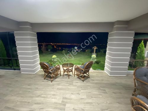 Erzincan Merkezde Satılık 8+1 Villa