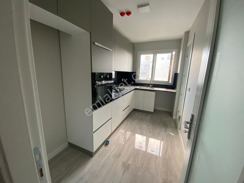  BM''DEN AKDENİZ MAHALLESİN'DE 2+1 SIFIR HAVUZLU+DOĞALGAZLI LÜKS DAİRE