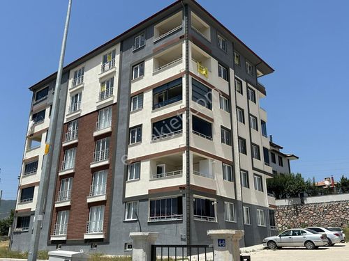 VADİ GAYRİMENKUL'DEN GÜNEŞLİ MAHALLESİNDE 4+1 KİRALIK DAİRE