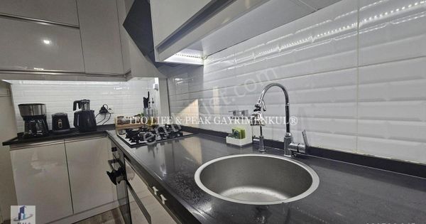 BUCA YİĞİTLER MH.UÇAN YOL YAKINI 3+1 140m2 D.GAZLI BAHÇELİ BAKIMLI GENİŞ SATILIK DAİRE