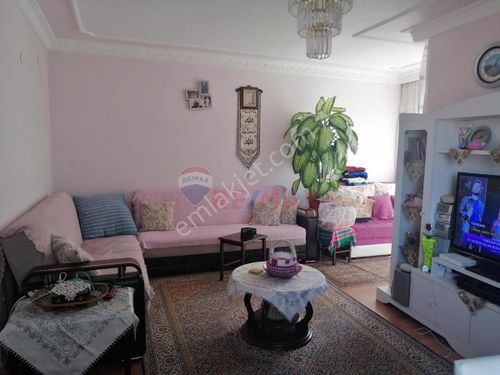 KAVAKPINAR' DA KULLANIŞLI BALKONLU 2+1 SATILIK DAİRE