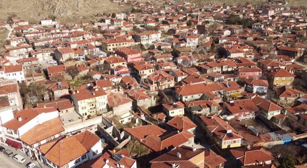 Sadıkbağı Köyü Dibinde 743 M2 Tarla Fırsatı