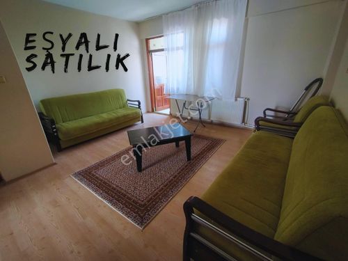  KAVAKLIDA YAVUZ CADDESİ ÜSTÜNDE ARA KAT SATILIK EŞYALI 2+1 DAİRE