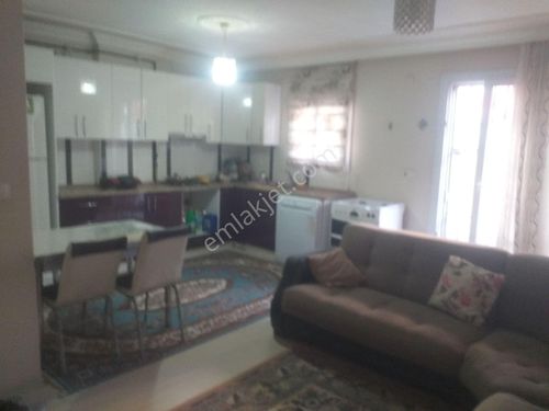 ALİAGA Merkezde 3+1 Eşyalı Kiralık Dair